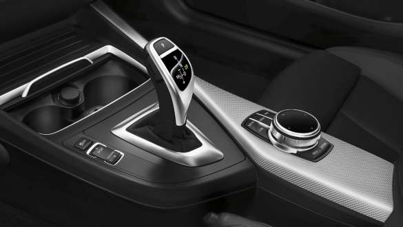 BMW serija 2 Cabrio, 8-stopenjski športni menjalnik Steptronic BMW serija 2 Cabrio, 8-stopenjski športni menjalnik Steptronic