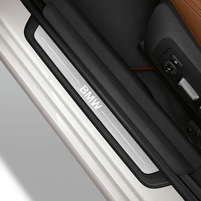 Model Luxury Line, vstopna letev BMW serije 3 Touring, model Luxury Line, vstopna letev