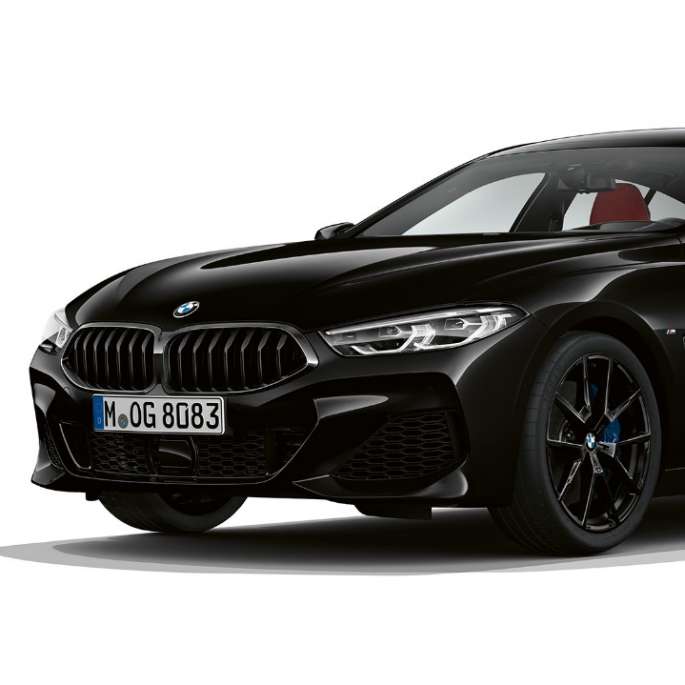 Paket M Sport, tričetrtinski posnetek od spredaj BMW serije 8 Gran Coupé, paket M Sport, tričetrtinski posnetek od spredaj