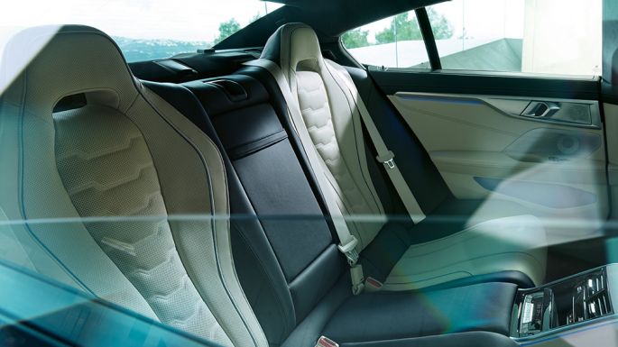 Oblika notranjosti zadaj BMW serije 8 Gran Coupé, oblika notranjosti zadaj