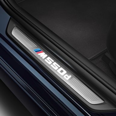 Vstopna letev v BMW M550d xDrive Touring Vstopna letev v BMW M550d xDrive Touring G31, notranjost