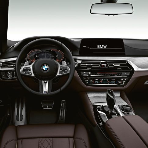 Kokpit v BMW M550d xDrive Touring Kokpit v BMW M550d xDrive Touring G31, notranjost