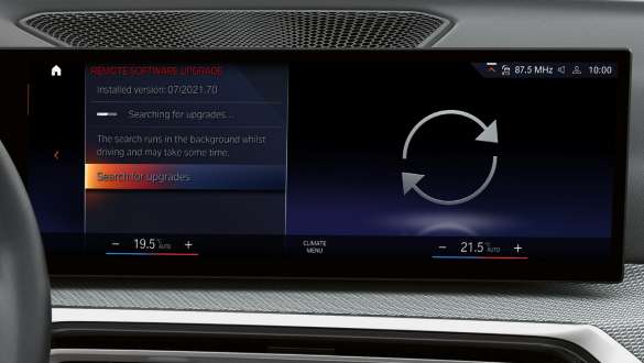 BMW M240i xDrive Coupé, G42, 2021, Remote Software Upgrade BMW M240i xDrive Coupé, G42, 2021, Remote Software Upgrade