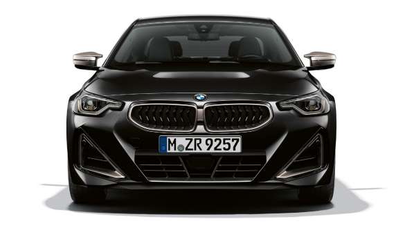 BMW M240i xDrive Coupé, G42, 2021, oblika prednjega dela BMW M240i xDrive Coupé, G42, 2021, kovinska barva Black Sapphire, oblika prednjega dela