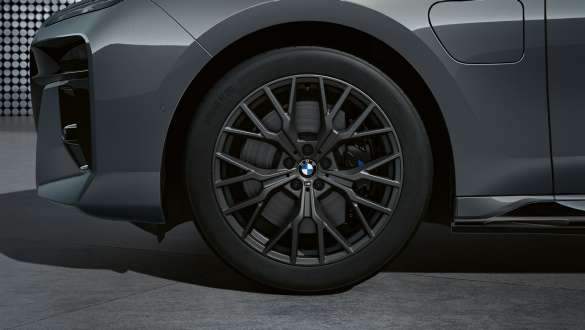 BMW i7 M70 xDrive Limuzina, G70, 20-palčna M Performance lita alu. platišča Y-spoke 911 M, Jet Black mat, set letnih kompletov koles BMW i7 M70 xDrive Limuzina, G70, 20-palčna M Performance lita alu. platišča Y-spoke 911 M, Jet Black mat, set letnih kompletov koles
