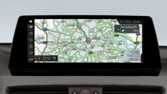 Real Time Traffic Information v BMW X2 M35i F39 Real Time Traffic Information v BMW X2 M35i, 2018 F39, notranjost