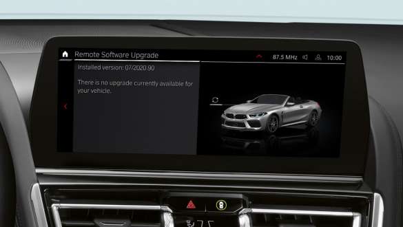 BMW M8 Cabrio, F91, LCI, osvežitev 2022, Remote Software Upgrade BMW M8 Cabrio, F91, LCI, osvežitev 2022, Remote Software Upgrade, nadzorni prikazovalnik