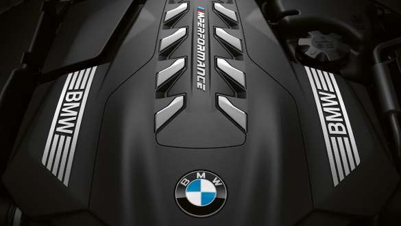 Novi BMW M850i xDrive Gran Coupé, F93, LCI, osvežitev 2022, 8-valjni bencinski motor M TwinPower Turbo Novi BMW M850i xDrive Gran Coupé, F93, LCI, osvežitev 2022, 8-valjni bencinski motor M TwinPower Turbo, pogled od blizu