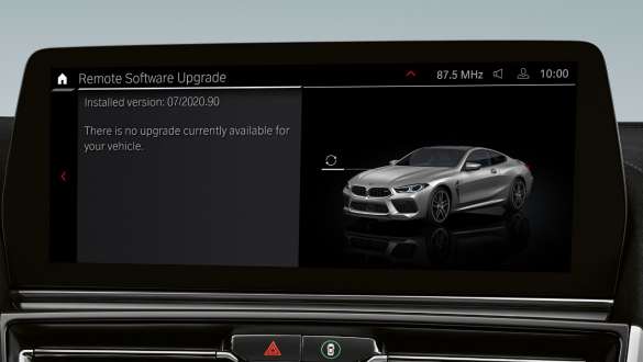 BMW M8 Gran Coupé, F93, LCI, osvežitev 2022, Remote Software Upgrade BMW M8 Gran Coupé, F93, LCI, osvežitev 2022, Remote Software Upgrade, nadzorni prikazovalnik