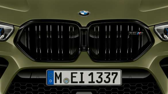 BMW X6 M Competition, F96, M posebna ledvička BMW X6 M Competition, F96, 2020, SUV, posebno lakiranje BMW Individual v barvi Urban Green, SUV, M posebna ledvička, zunanjost