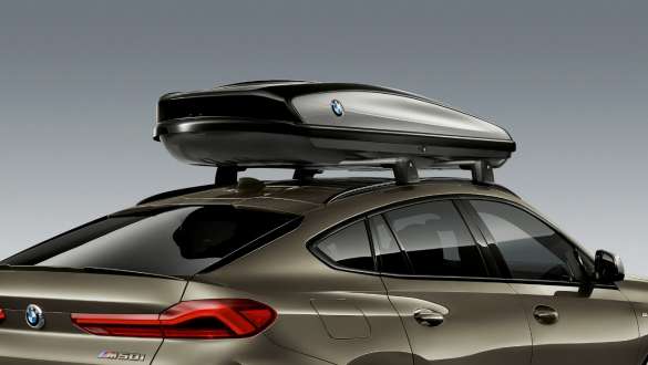 BMW X6, G06, 2019, strešni kovček BMW 520 v črni/Titanium Silver barvi, zunanjost BMW X6, G06, 2019, strešni kovček BMW 520 v črni/Titanium Silver barvi, zunanjost