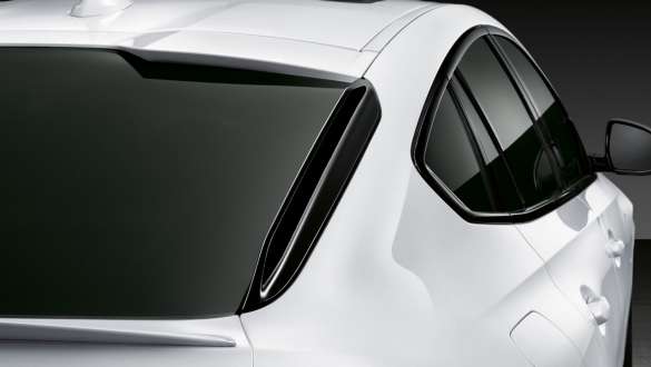 BMW X6, G06, 2019, usmernika zraka M Performance zadaj v črni barvi visokega sijaja BMW X6, G06, 2019, usmernika zraka M Performance zadaj v črni barvi visokega sijaja