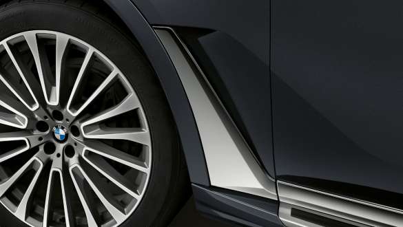 Air Breather Posnetek od blizu na Air Breather pri BMW X7