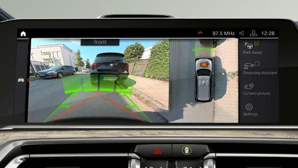 BMW X7, G07, 2019, parkirni asistent Plus BMW X7, G07, 2019, parkirni asistent Plus