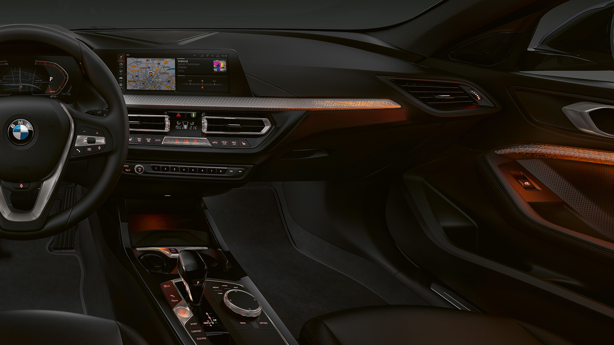 Notranje obloge Illuminated Nice. BMW serije 1 kot model Luxury Line, notranje obloge Illuminated Nice.