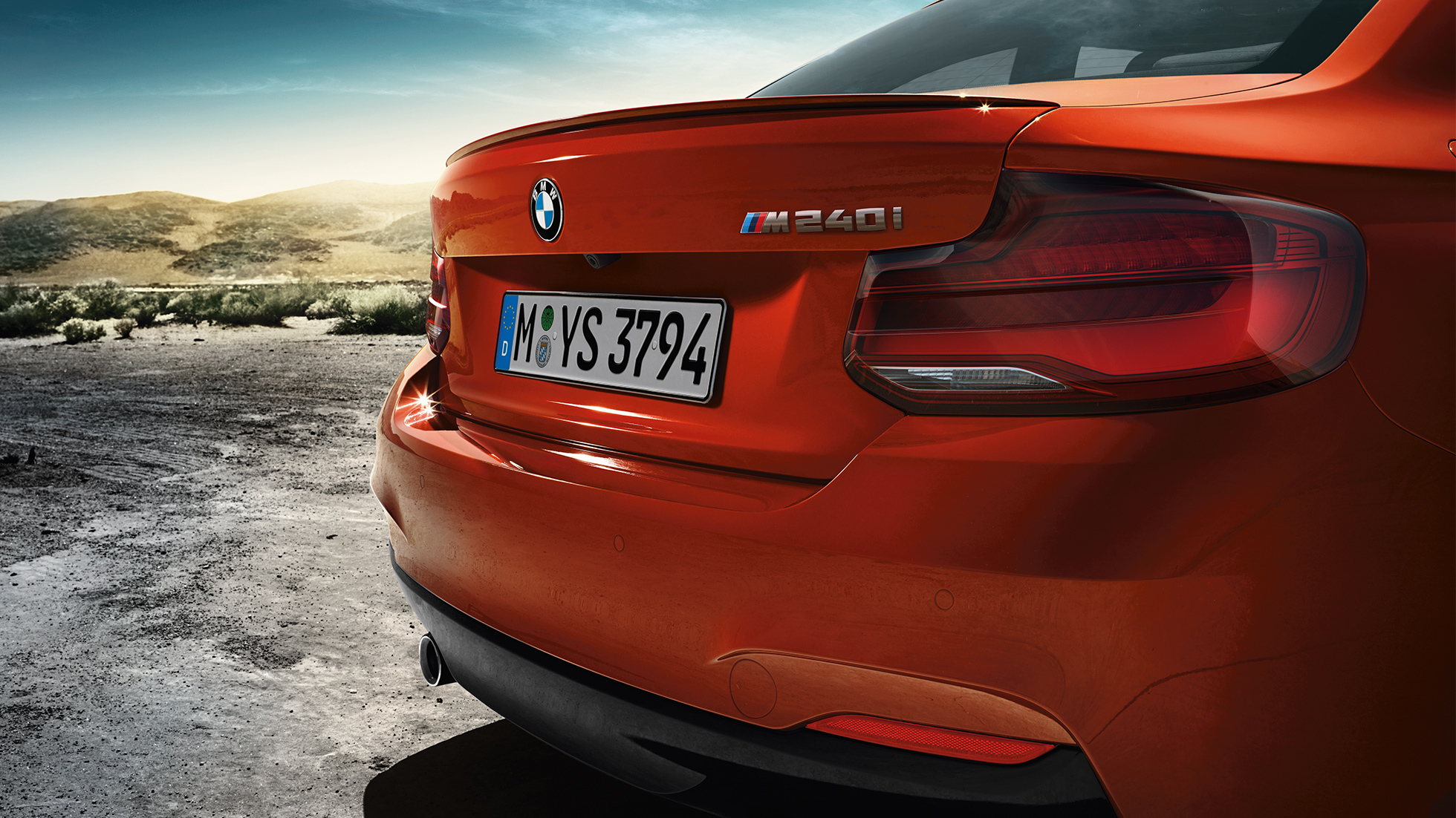 BMW serije 2 Coupé, ime modela na zadnji strani BMW serije 2 Coupé, ime modela na zadnji strani