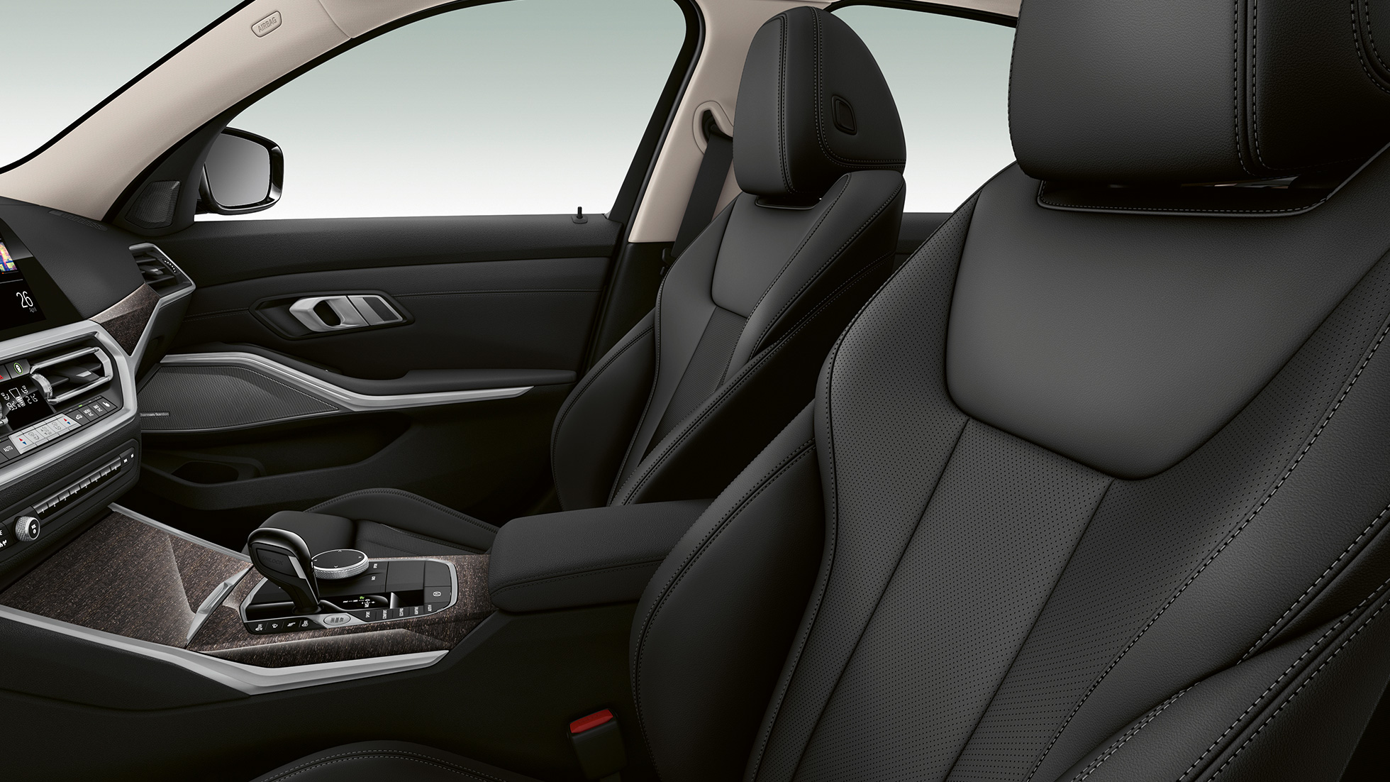 BMW serije 3 Limuzina, prednja sedeža modela Luxury Line. Stranski posnetek od blizu prednjega sedeža v BMW serije 3 Limuzina z opremo modela Luxury Line.