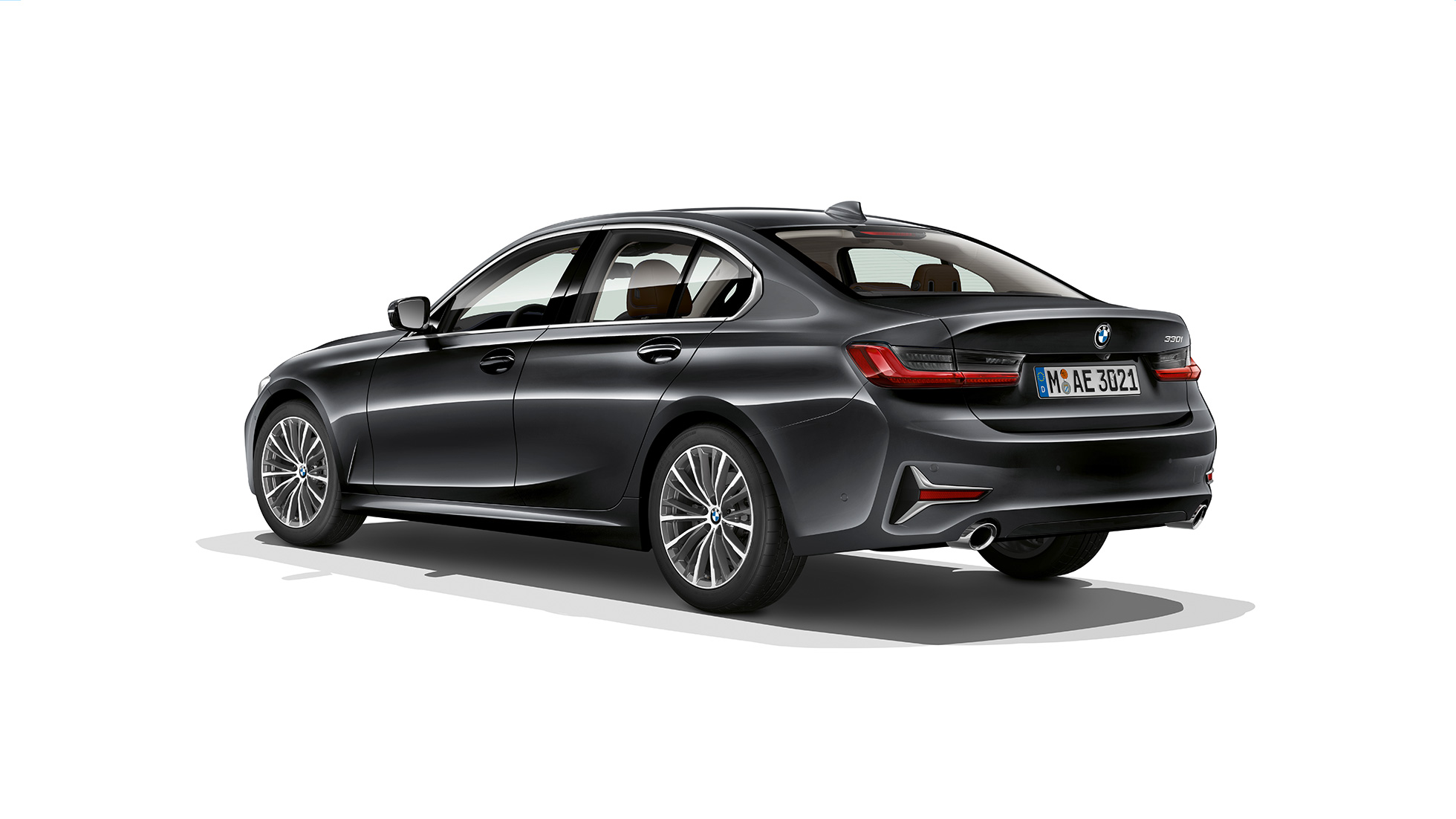 BMW serije 3 Limuzina, zadek modela Luxury Line. Tričetrtinski posnetek od zadaj BMW serije 3 Limuzina z opremo modela Luxury Line.