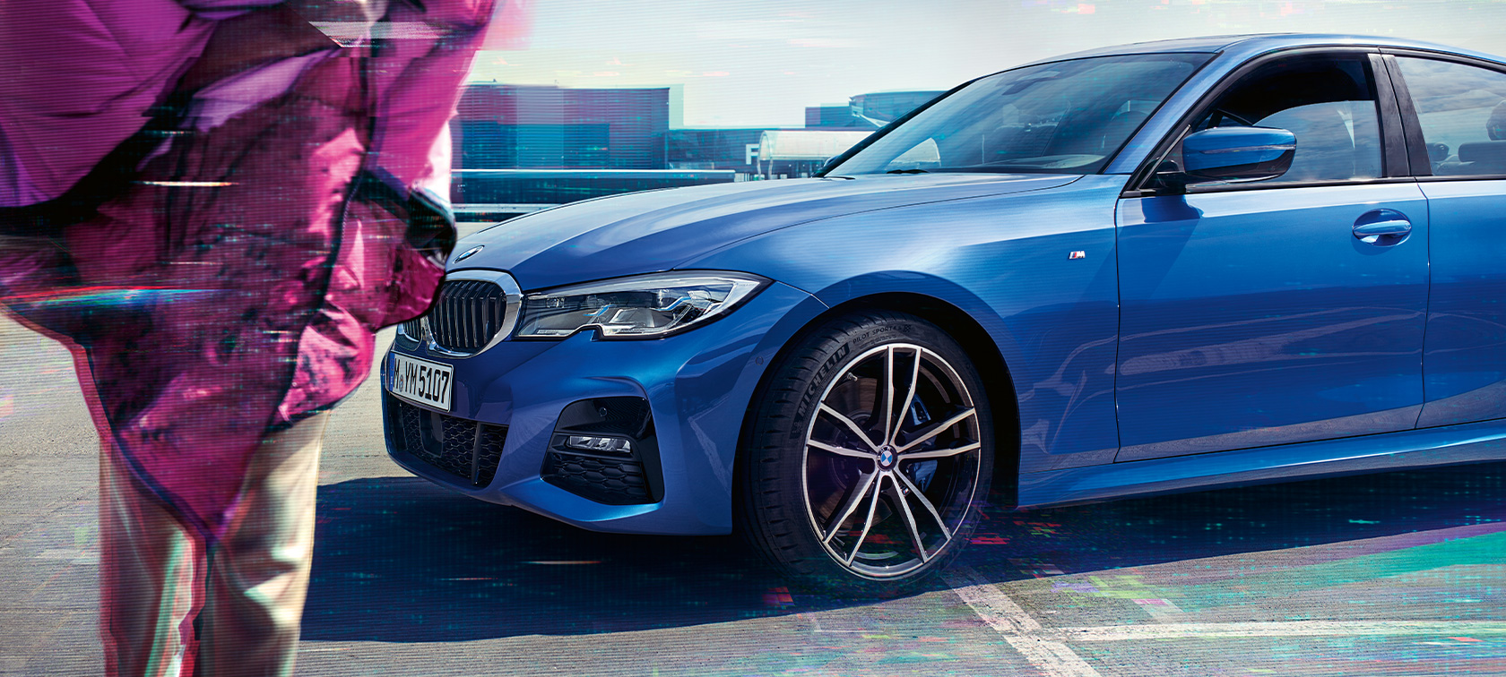 Sistemi za pomoč vozniku, povezljivost, BMW serije 3 Limuzina BMW serije 3 Limuzina, BMW 330i, sistemi za pomoč vozniku in povezljivost