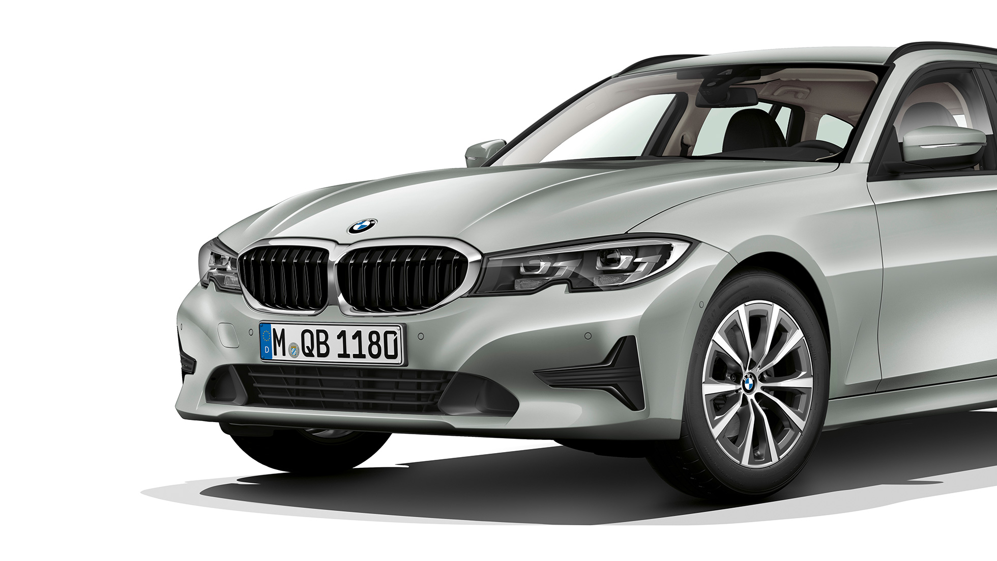 Model Advantage, tričetrtinski posnetek od spredaj BMW serije 3 Touring, model Advantage, tričetrtinski posnetek od spredaj