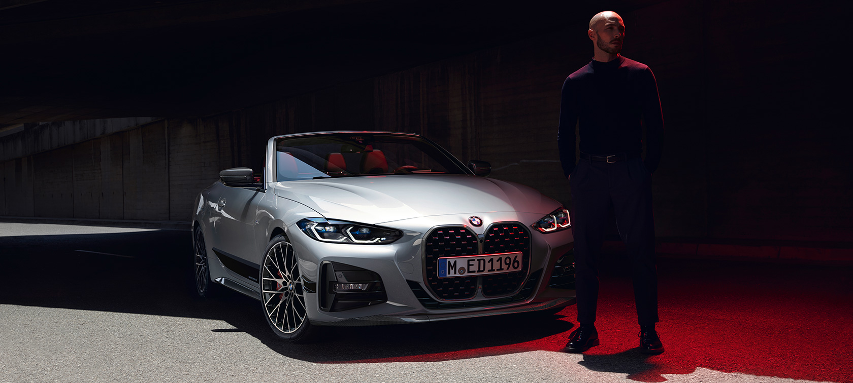 Tričetrtinski pogled od zadaj, zadnji nosilec za kolesa Pro 2.0 BMW, BMW serije 4 Cabrio, G23, 2020 BMW serije 4 Cabrio, G23, kovinska barva Sanremo Green, 2020, tričetrtinski pogled od zadaj, zadnji nosilec za kolesa Pro 2.0 BMW