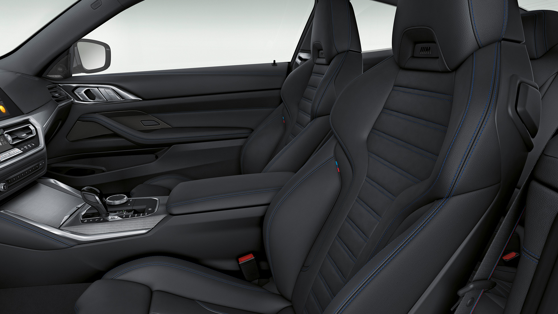 Kokpit v BMW serije 4 Coupé, paket M Sport, G22, 2020 BMW serije 4 Coupé, G22, 2020, paket M Sport, notranjost, kokpit