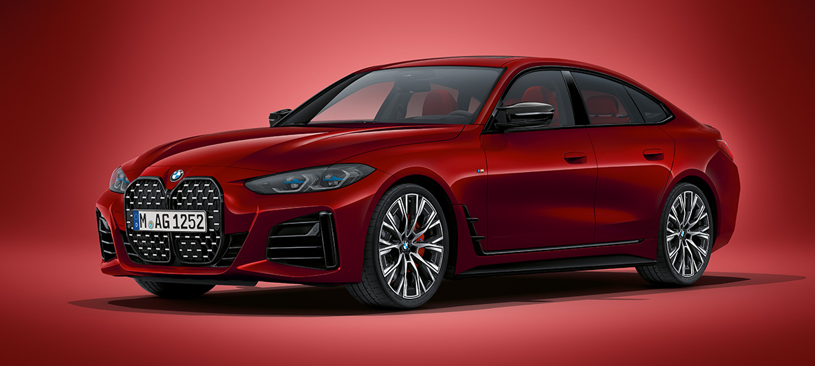 BMW serije 4 Gran Coupé, G26, 2021, lakiranje BMW Individual v kovinski barvi Aventurine Red BMW serije 4 Gran Coupé, G26, 2021, lakiranje BMW Individual v kovinski barvi Aventurine Red, tričetrtinski pogled od spredaj med mirovanjem