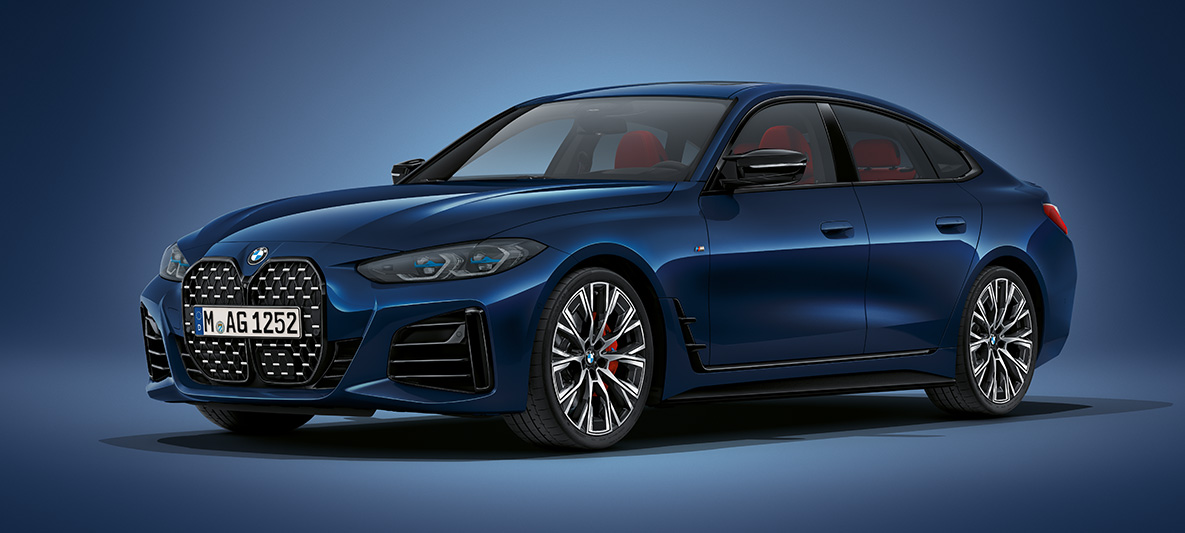 BMW serije 4 Gran Coupé, G26, 2021, lakiranje BMW Individual v kovinski barvi Tanzanite Blue BMW serije 4 Gran Coupé, G26, 2021, lakiranje BMW Individual v kovinski barvi Tanzanite Blue, tričetrtinski pogled od spredaj med mirovanjem