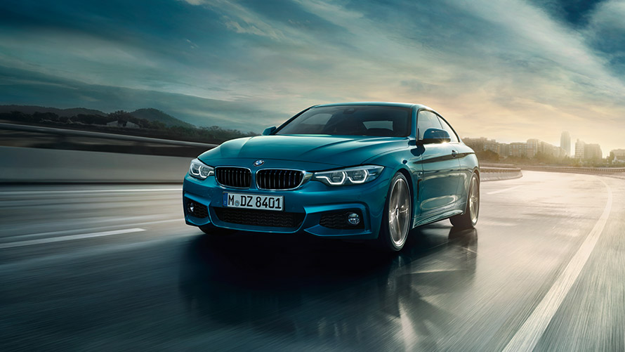 BMW serije 4 Coupé, F32, tričetrtinski pogled od spredaj na cesto BMW serije 4, BMW serije 4 Coupé, F32, prva generacija, tričetrtinski pogled od spredaj na cesto