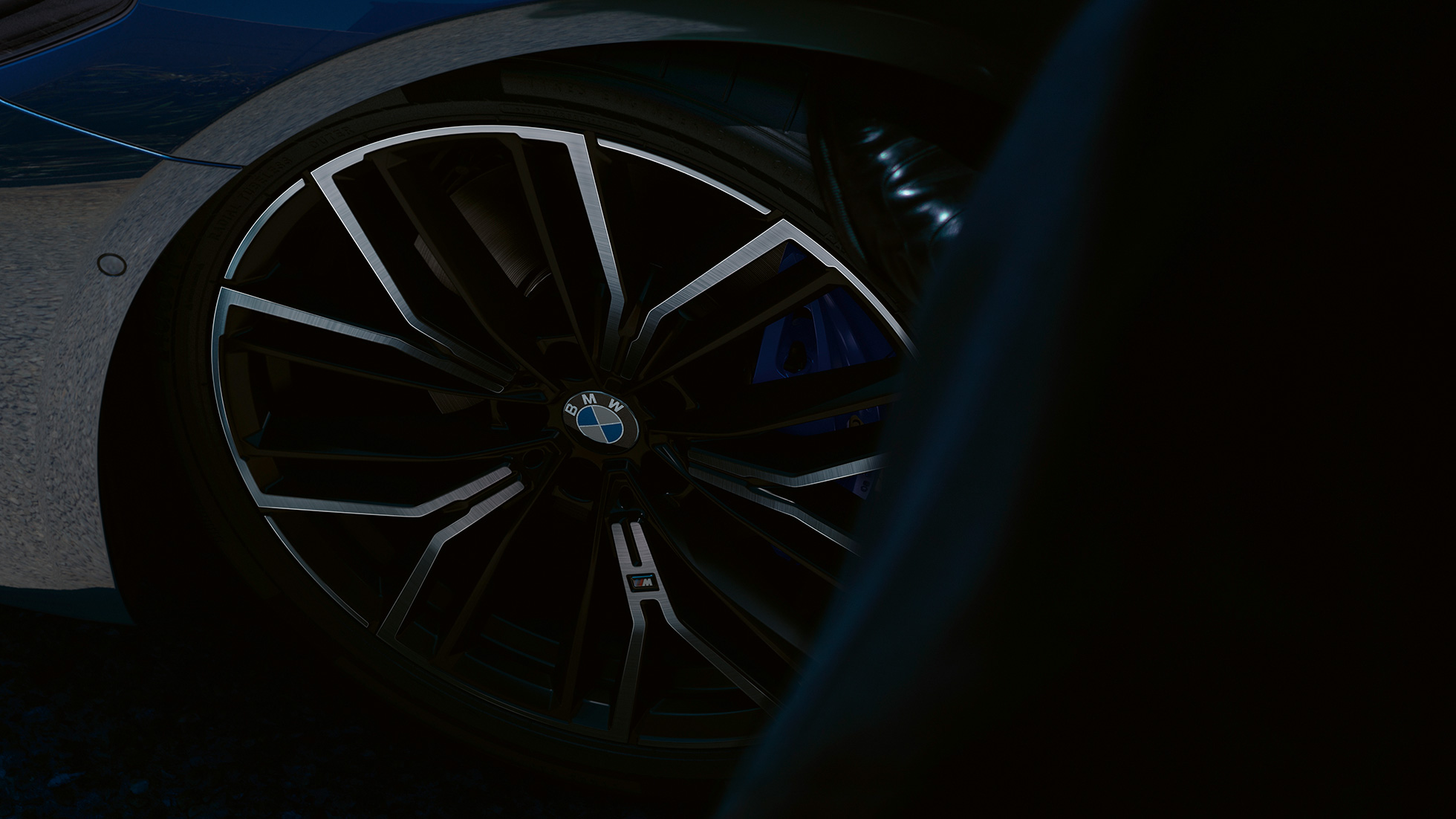M lita alu. platišča Y-spoke 846 M za BMW serije 5 Limuzina G30 M lita alu. platišča Y-spoke 846 M za BMW serije 5 Limuzina, G30, osvežitev 2020, Phytonic Blue, bližnji pogled