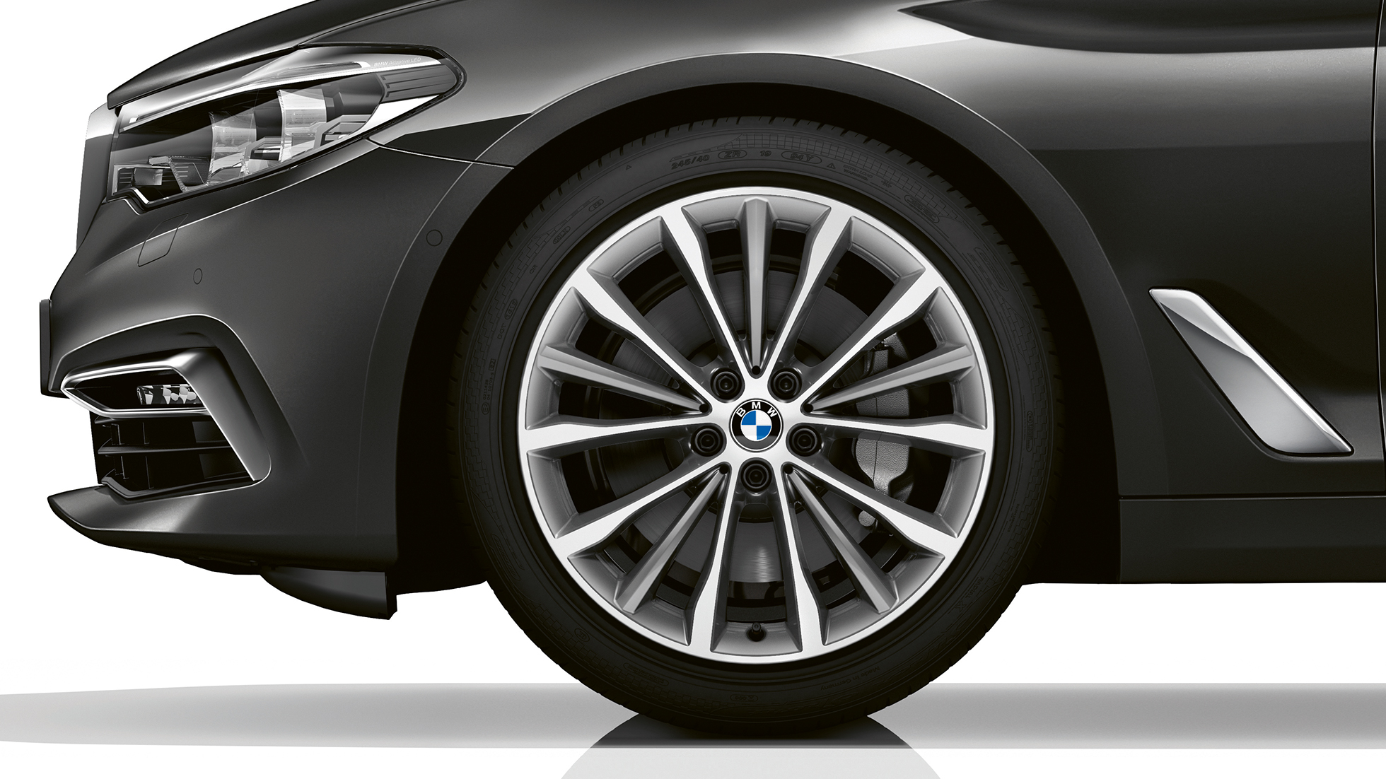 Platišča za Luxury Line, BMW serije 5 Touring Luxury Line, BMW serije 5 Touring, 540i xDrive Touring G31, kovinska barva Sophisto Grey Brilliant Effect, platišča