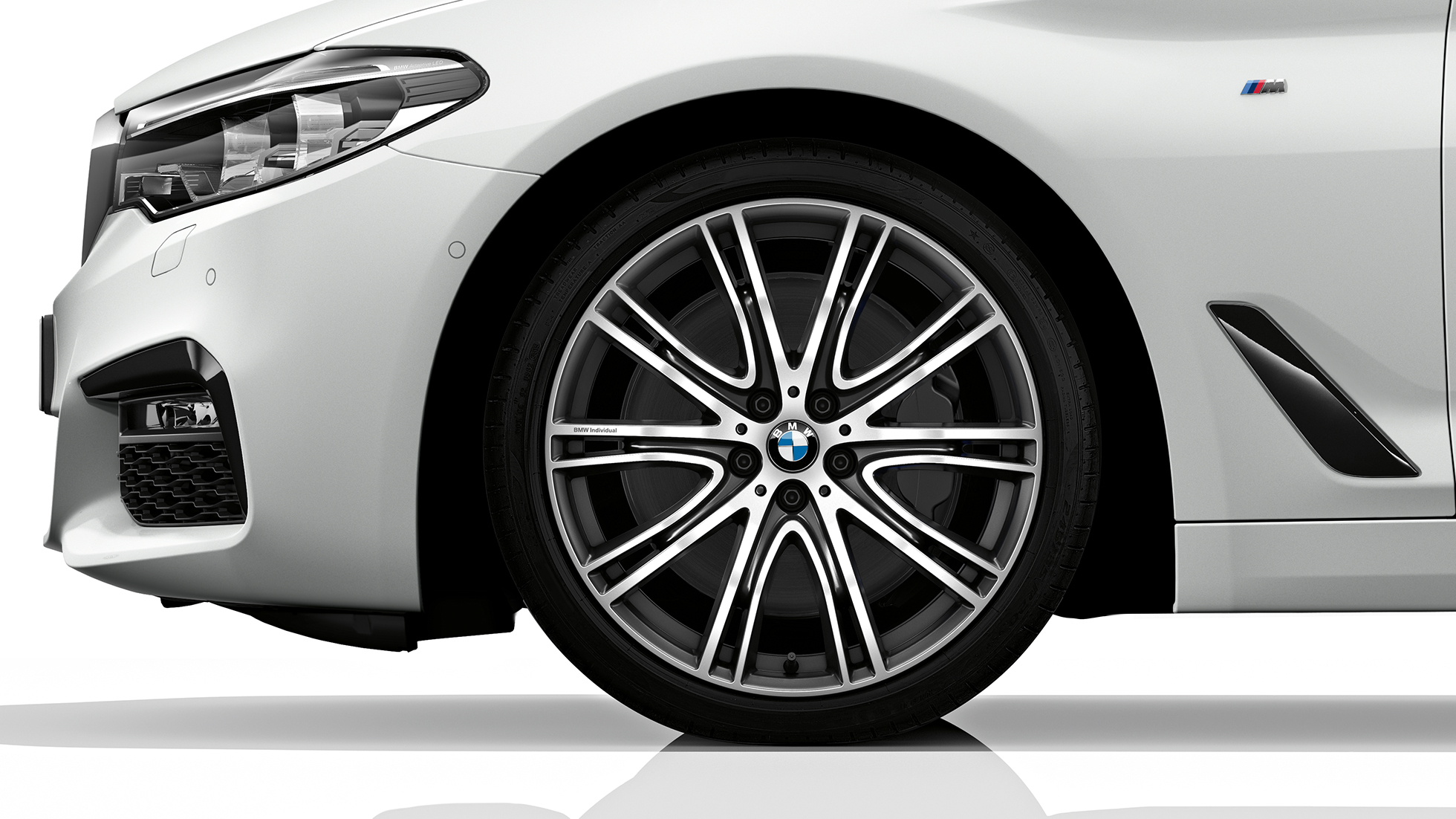 Platišča paket M Sport, BMW serije 5 Touring Paket M Sport, BMW serije 5 Touring, 530d xDrive Touring G31, barva Alpine White, platišča