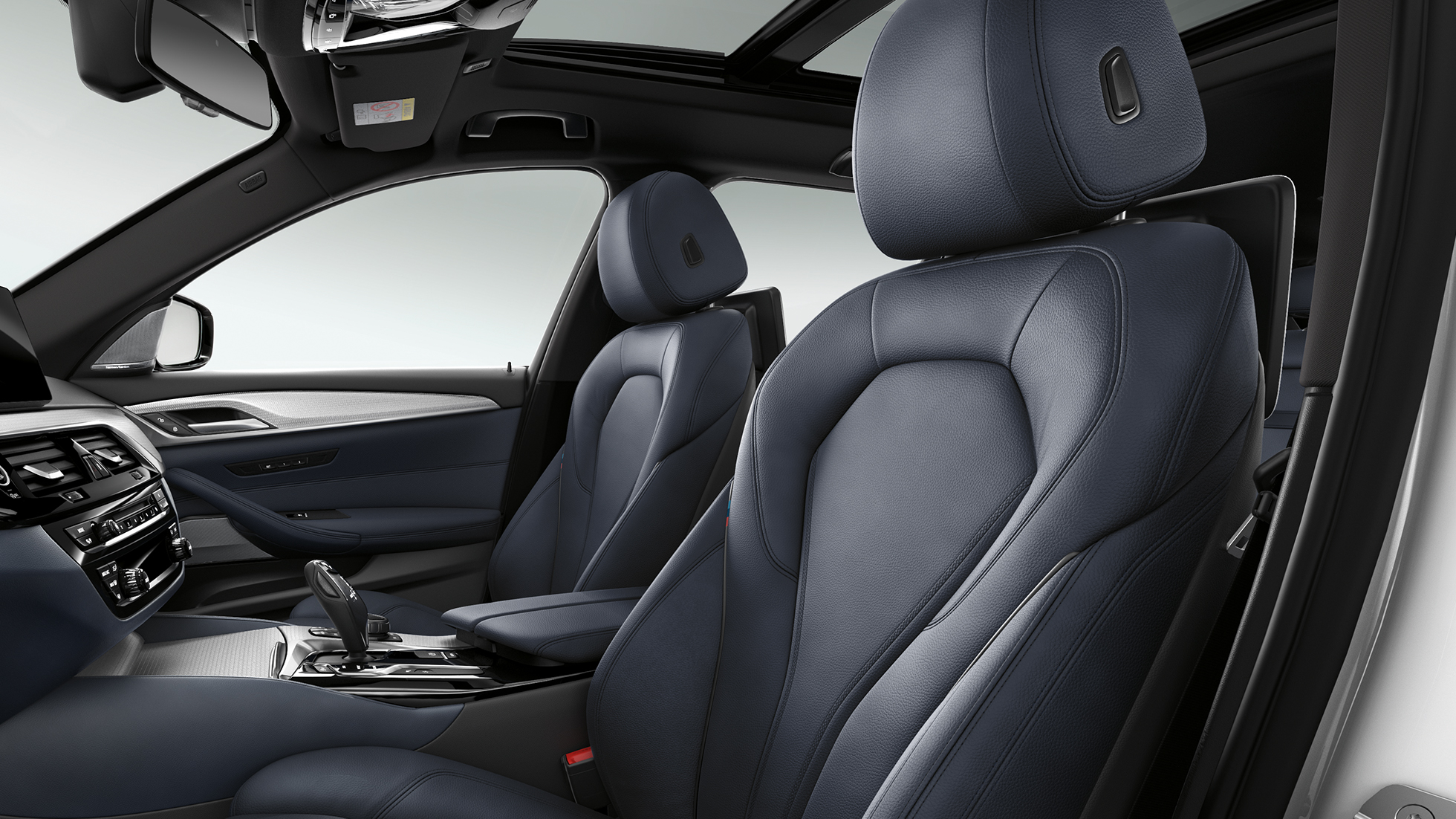 Oblazinjenje za paket M Sport, BMW serije 5 Touring Paket M Sport, BMW serije 5 Touring, 530d xDrive Touring G31, barva Alpine White, oblazinjenje