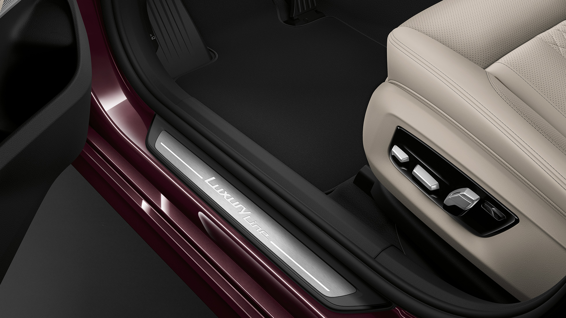 BMW serije 6 Gran Turismo G32, Luxury Line, vstopna letev BMW serije 6 Gran Turismo G32 2017, Luxury Line, barva Royal Burgundy Red, vstopna letev