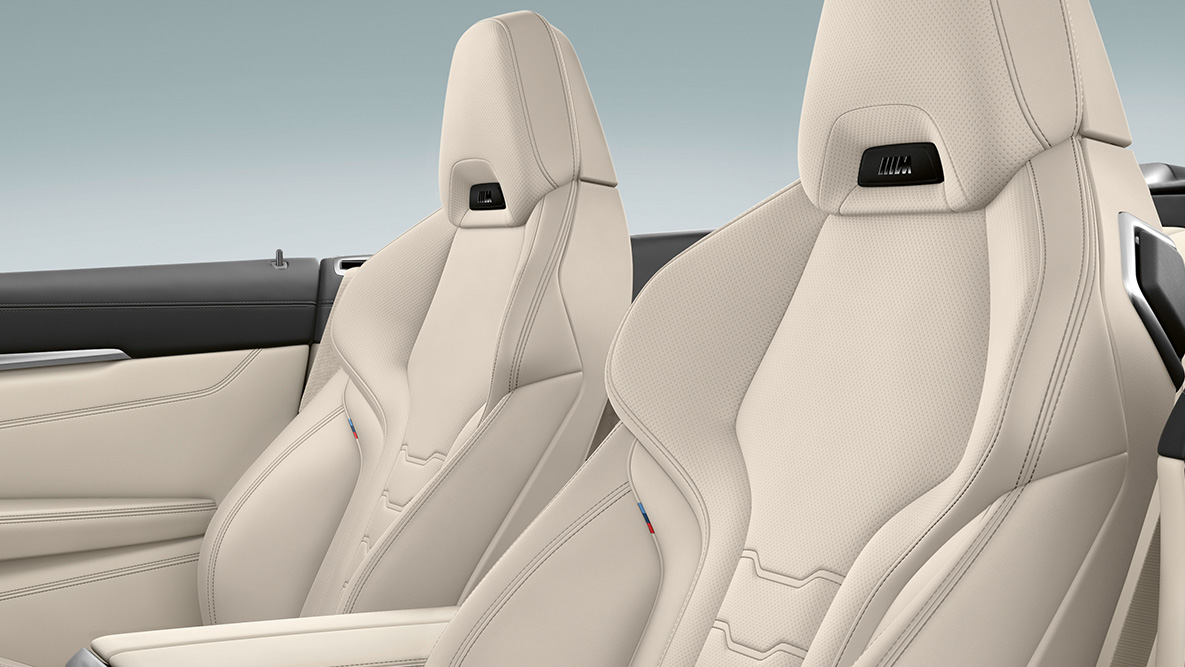 BMW M850i xDrive, večfunkcijski usnjeni sedeži Merino v odtenku Ivory White, vzglavnik z ogrevanjem. BMW M850i xDrive, večfunkcijski usnjeni sedeži Merino v odtenku Ivory White, vzglavnik z ogrevanjem.