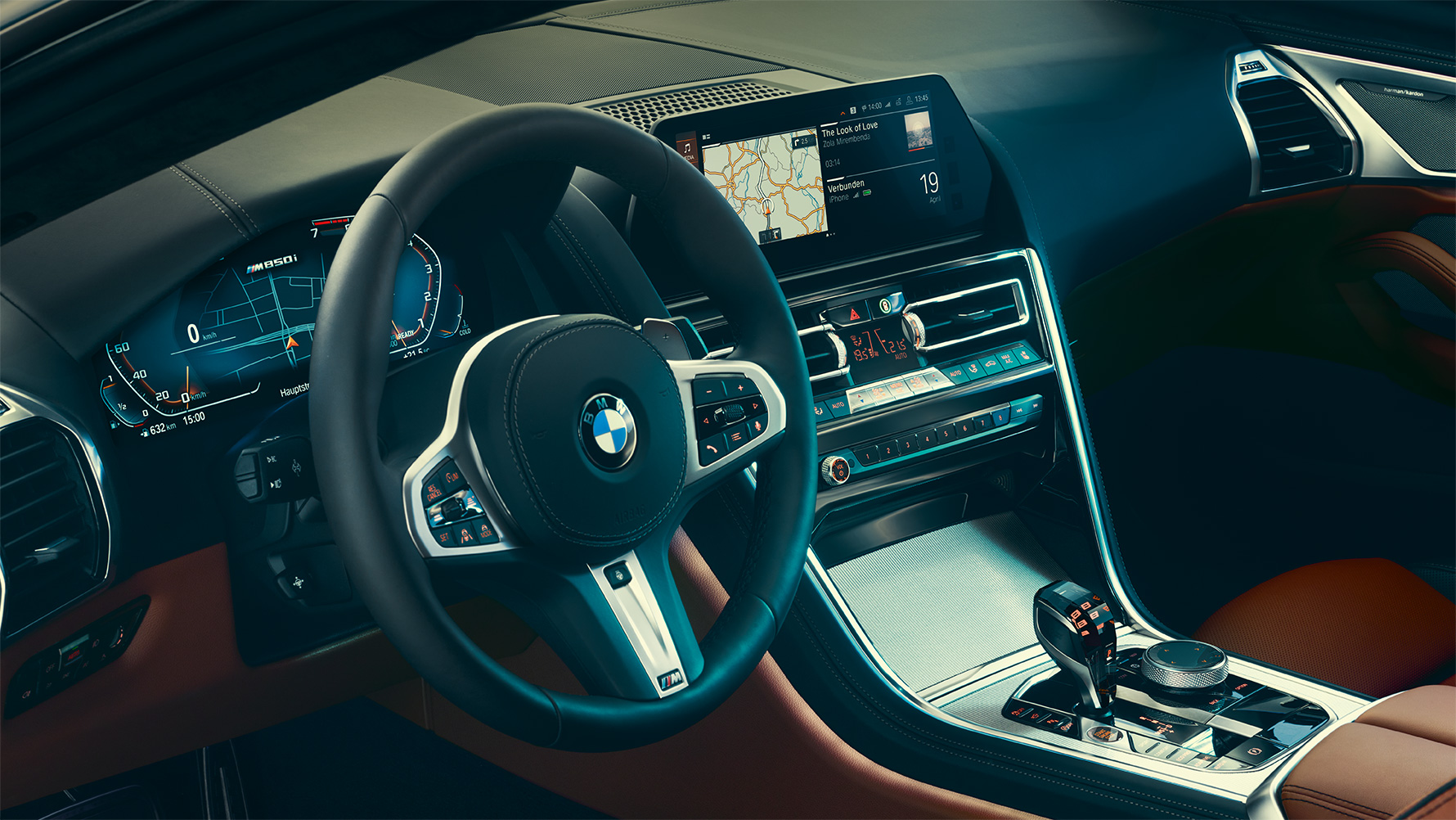 BMW serije 8 Coupé, kokpit Posnetek od blizu kokpita BMW serije 8 Coupé.
