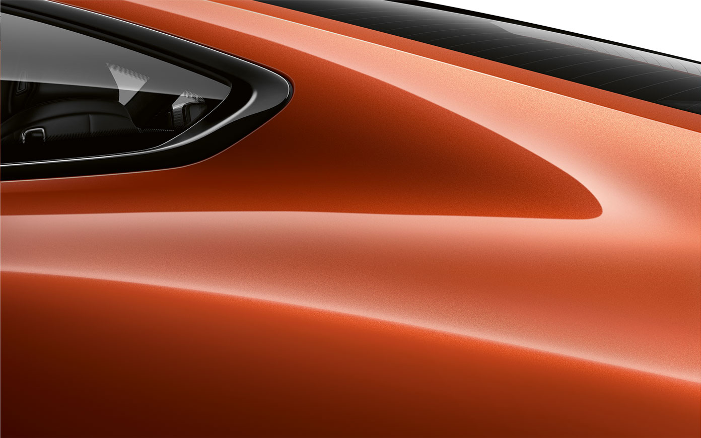BMW serije 8 Coupé, pogled od blizu na C-stebriček. Pogled od blizu na C-stebriček BMW serije 8 Coupé v kovinski barvi Sunset Orange.