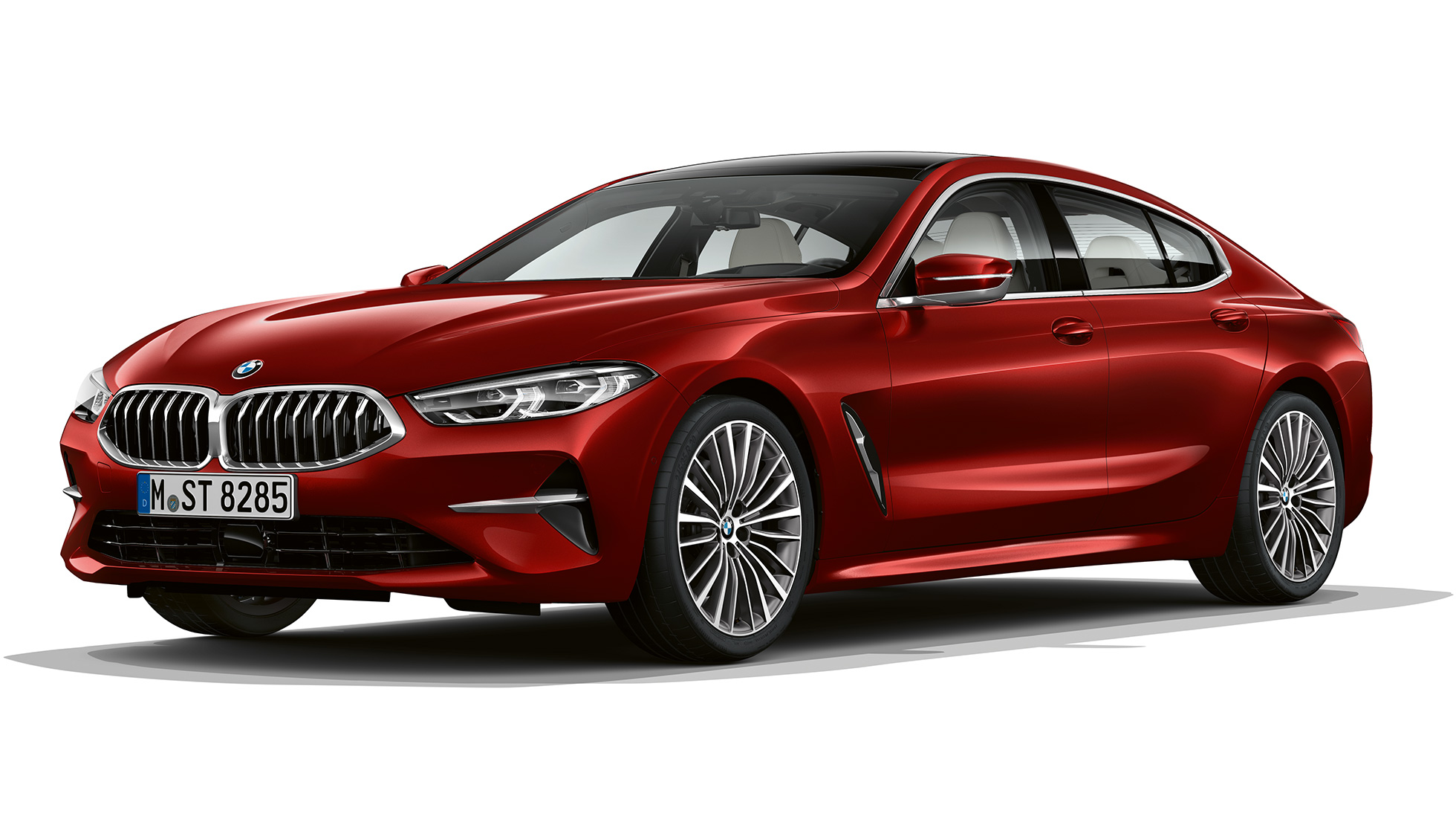 Model Base, tričetrtinski posnetek od spredaj BMW serije 8 Gran Coupé, model Base, tričetrtinski posnetek od spredaj