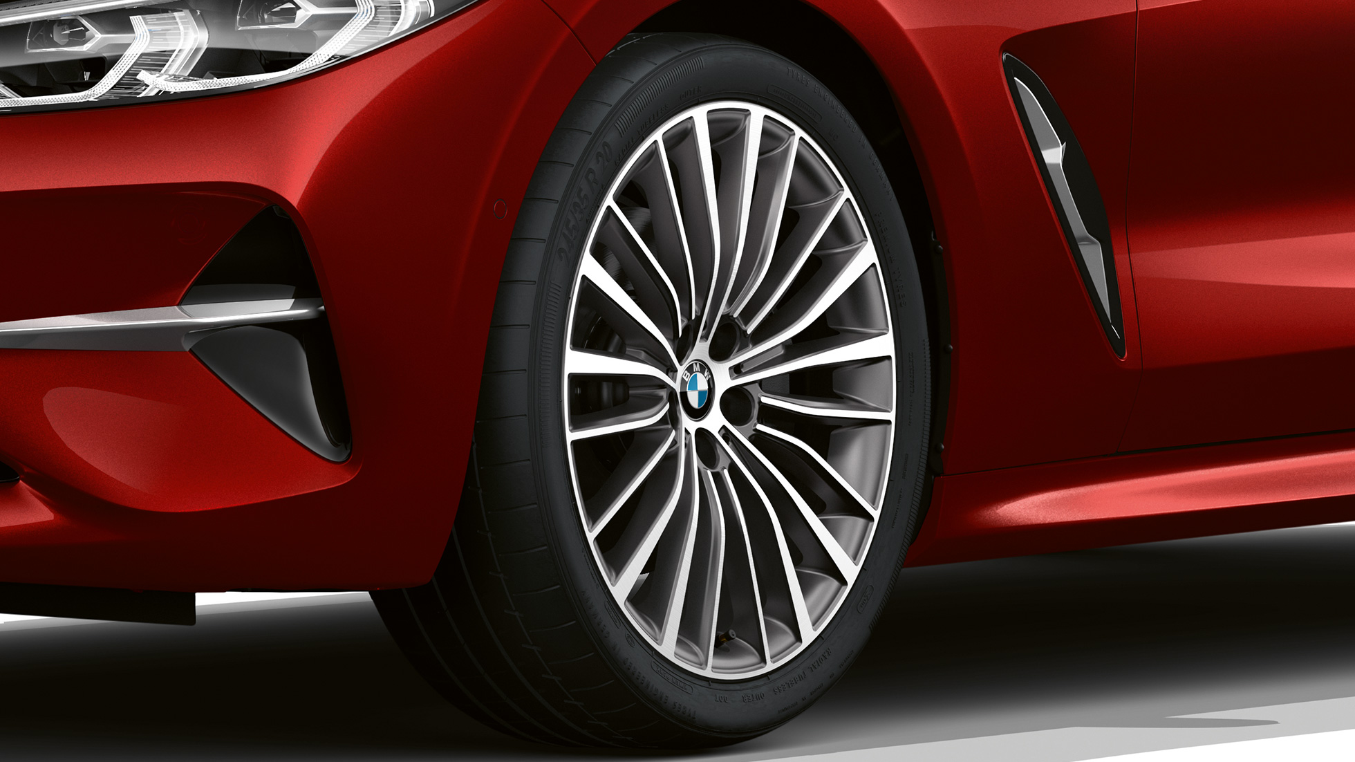 Model Base, kolesa BMW serije 8 Gran Coupé, model Base, kolesa