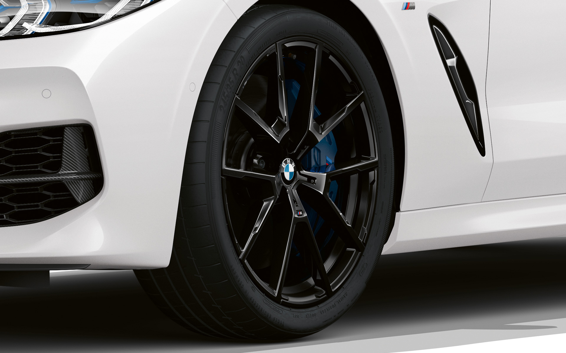 Pure Contrast, kolesa BMW serije 8 Gran Coupé, Pure Contrast, kolesa