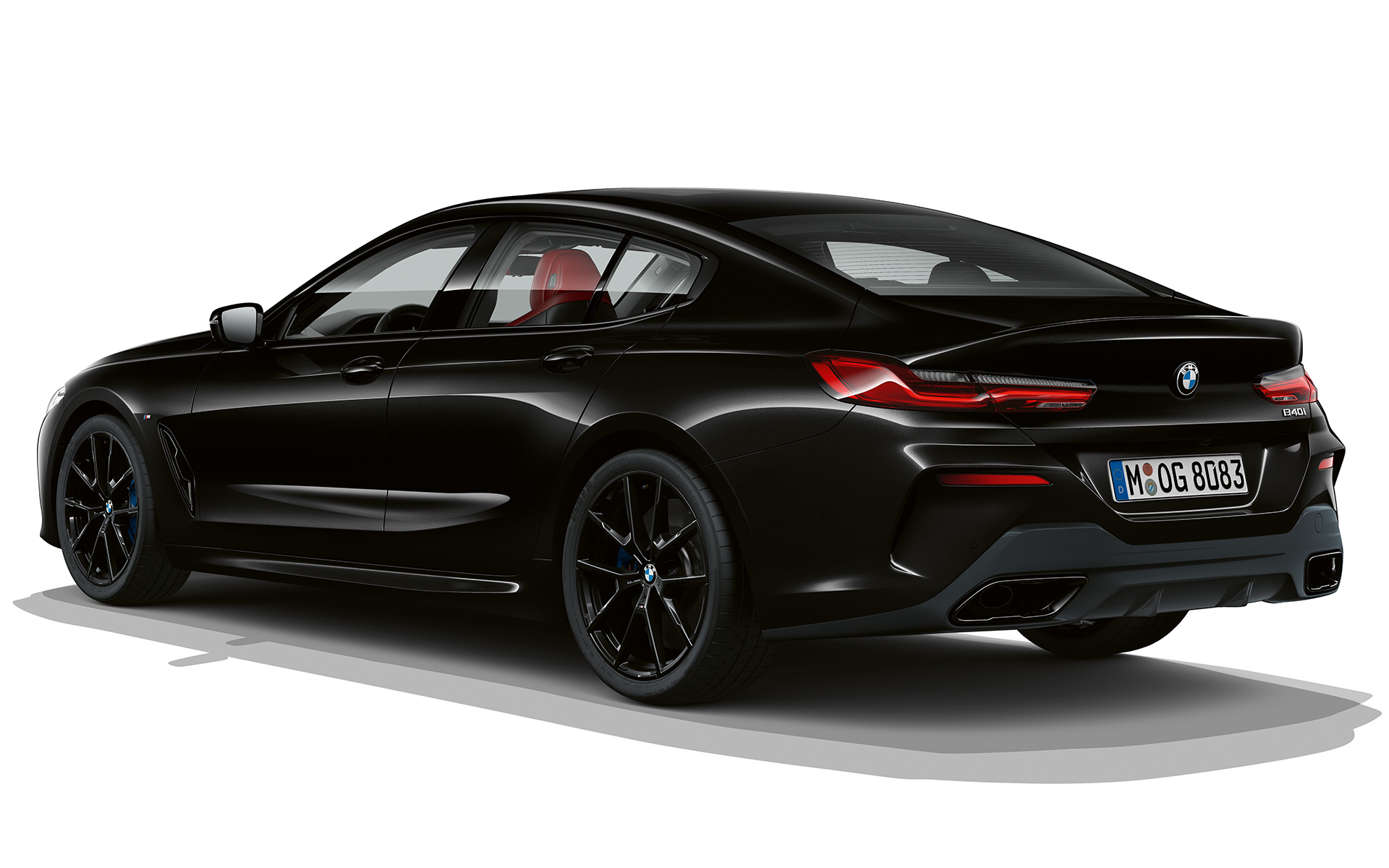 Dark Seduction, tričetrtinski posnetek od zadaj BMW serije 8 Gran Coupé, Dark Seduction, tričetrtinski posnetek od zadaj