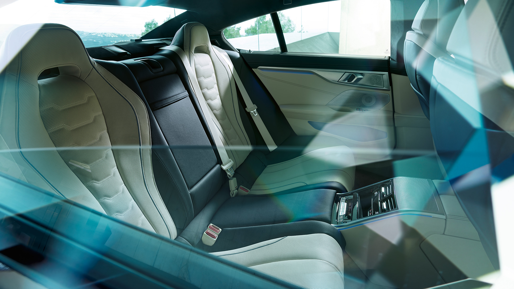 Oblika notranjosti zadaj BMW serije 8 Gran Coupé, oblika notranjosti zadaj