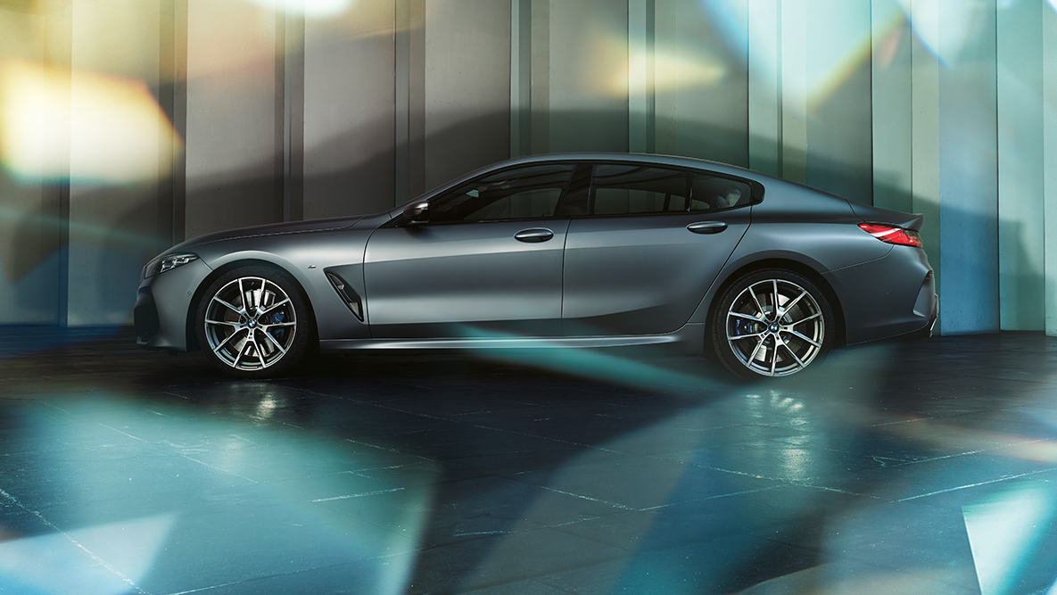 Prostor zadaj BMW serije 8 Gran Coupé, prostor zadaj