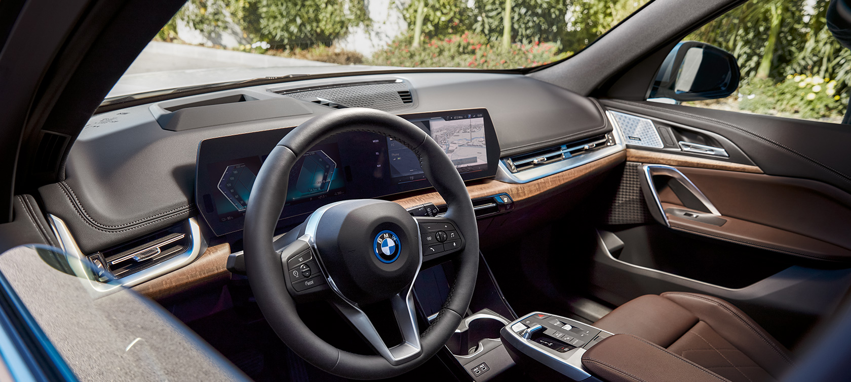 BMW iX1, U11, BEV, oblika notranjosti, videoposnetek BMW iX1, U11, BEV, poudarki oblike notranjosti v videoposnetku