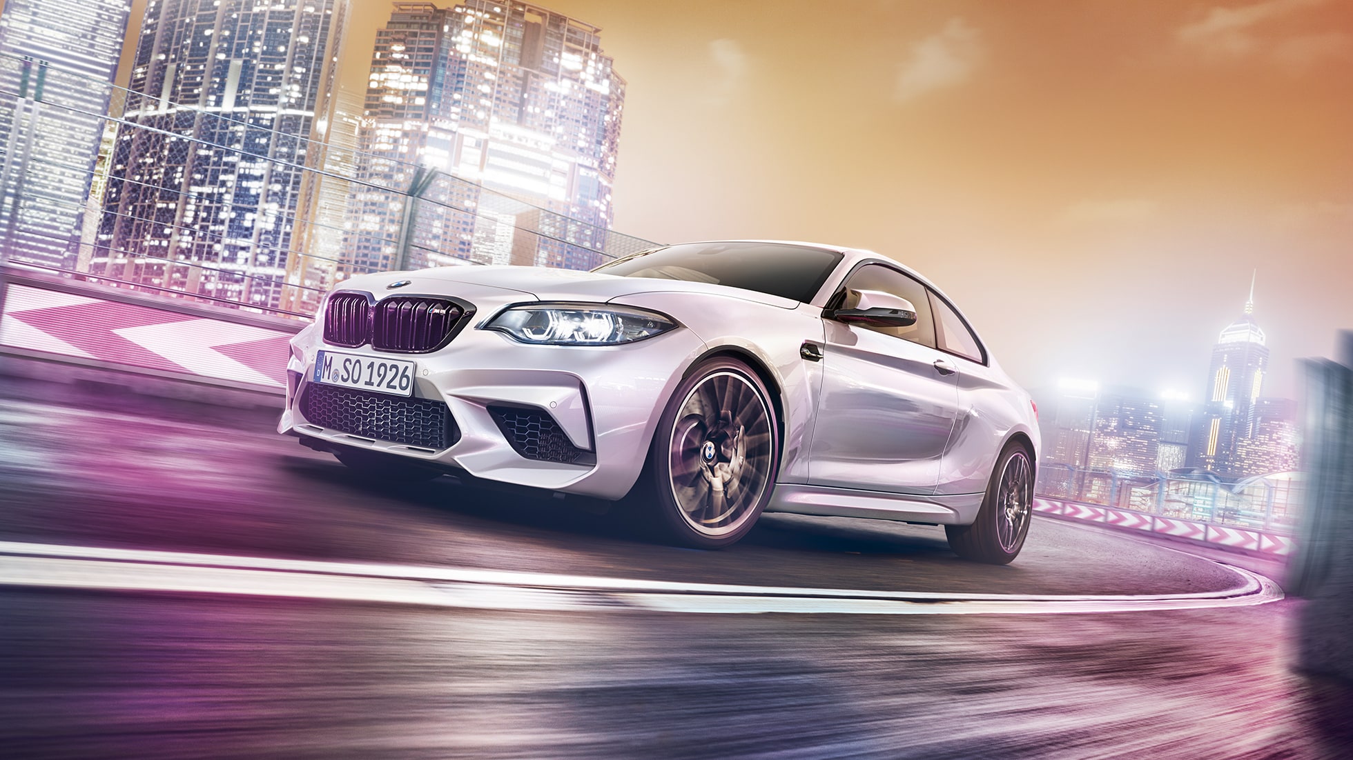 Oblika zunanjosti BMW M2 Competition F87 Oblika zunanjosti BMW M2 Competition F87 2018, kovinska barva Hockenheim Silver, tričetrtinski pogled od spredaj