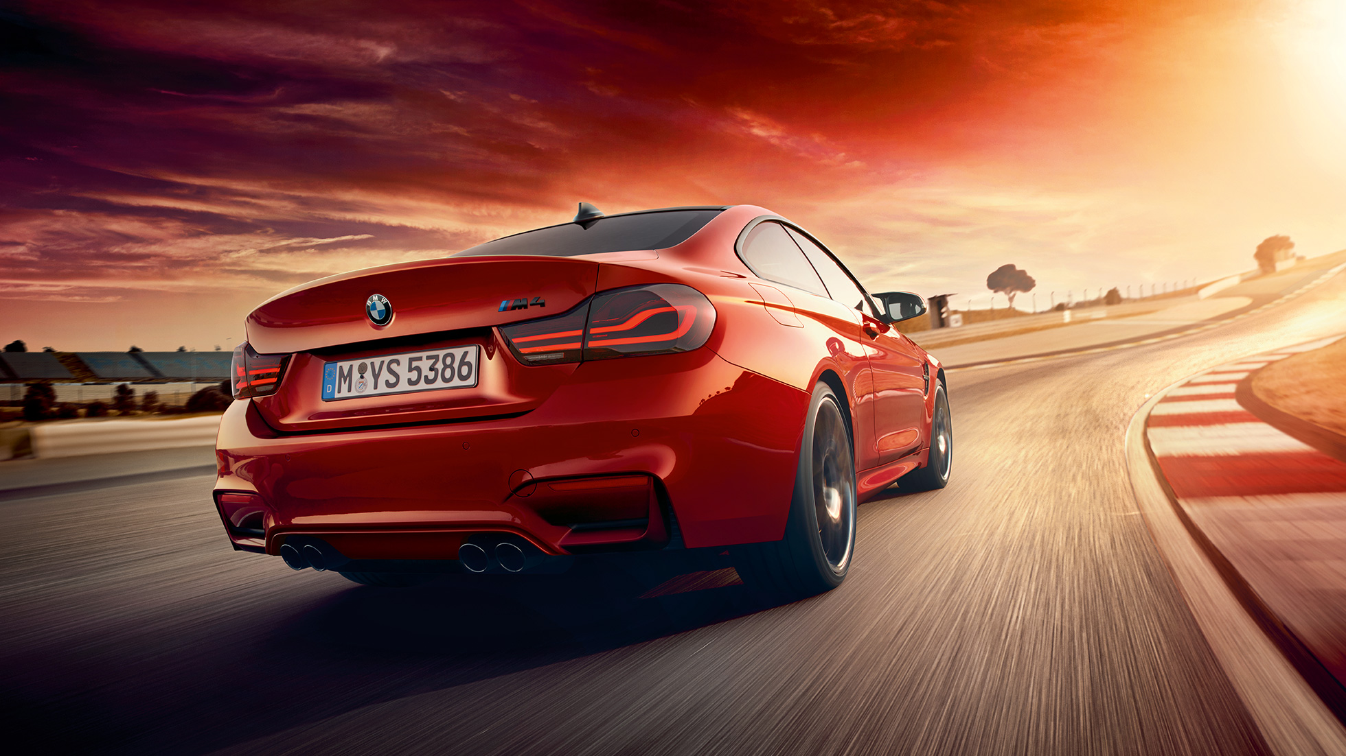 BMW M4 Coupé, vozna dinamika BMW M4 Coupé, vozna dinamika, dinamične lastnosti vozila