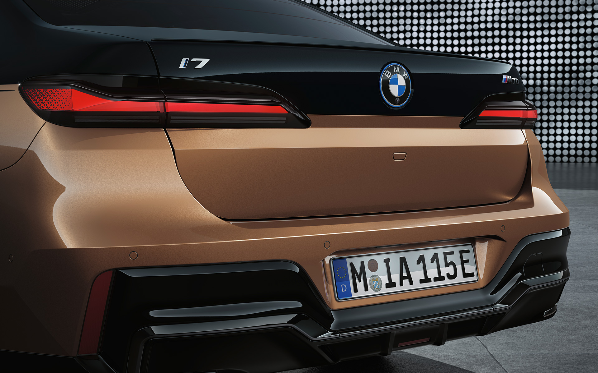 BMW i7 M70 xDrive Limuzina, G70, M zadnji spojler BMW i7 M70 xDrive Limuzina, G70, M zadnji spojler