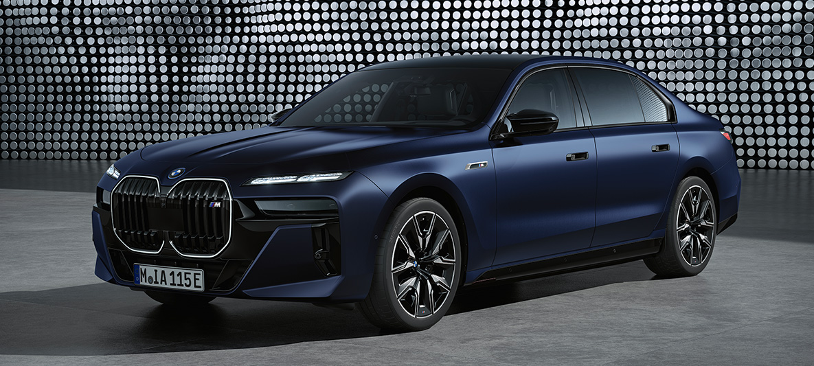 Modeli BMW M7, G70, posebni barvni odtenek Frozen Tansanite Blue Modeli BMW M7, G70, posebni barvni odtenek Frozen Tansanite Blue