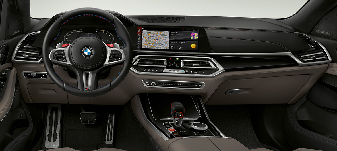 M usnjen volan BMW X5 M M usnjen volan s kontrastnimi šivi BMW X5 M F95, kabina