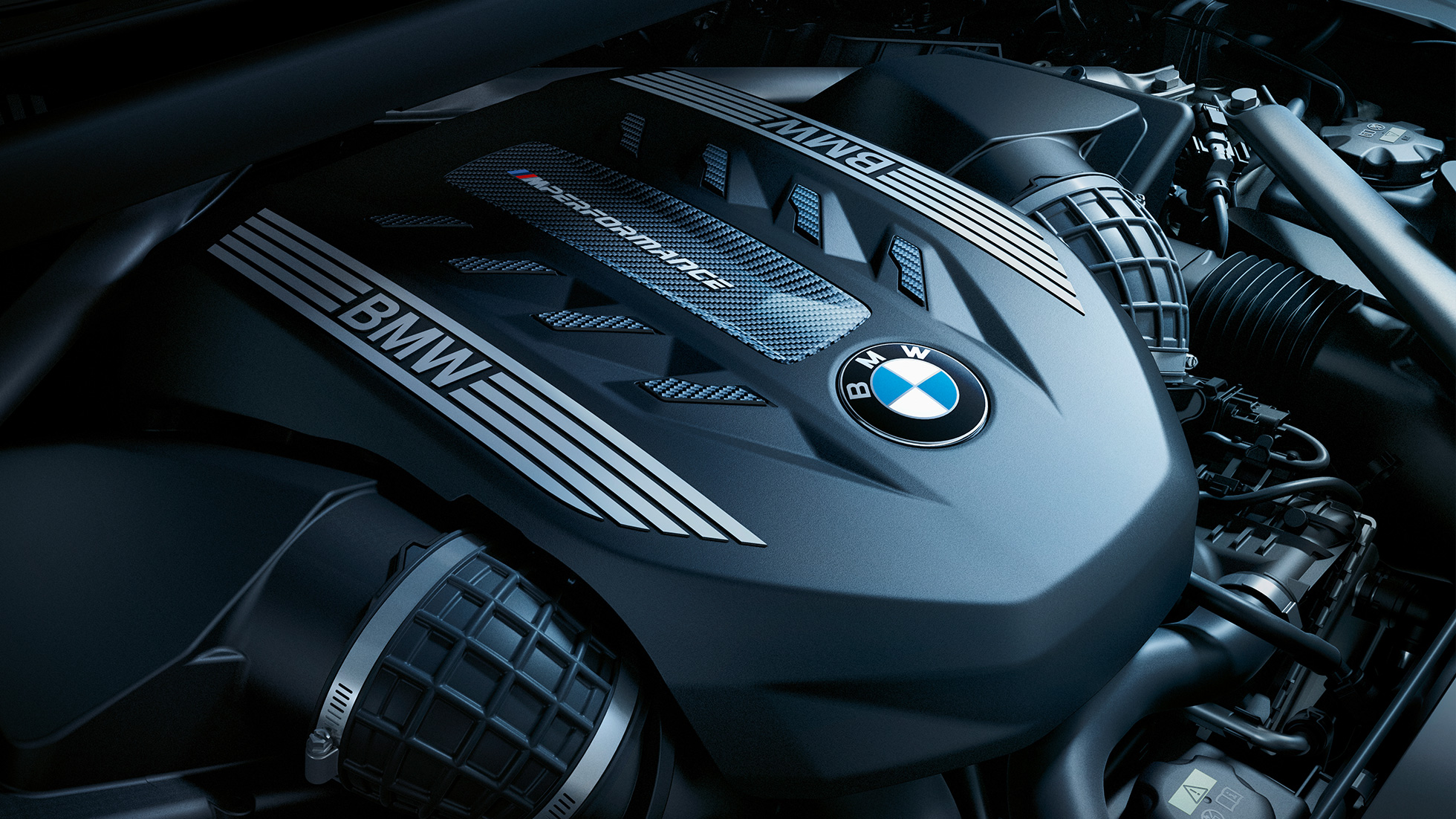 Motor v BMW X6 M50i Motorji M TwinPower Turbo v BMW X6 M50i, G06